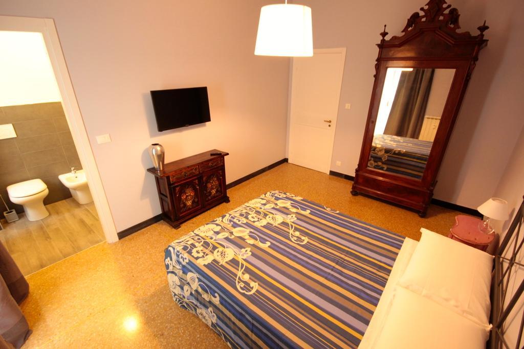 I Portici Di Sottoripa Bed & Breakfast 2*
